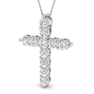 Luxe 11 Diamond Cross