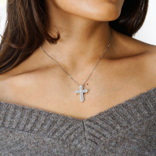 Amélie Diamond Cross